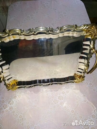 Разнос металлический