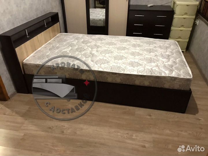 Кровать полутороспальная