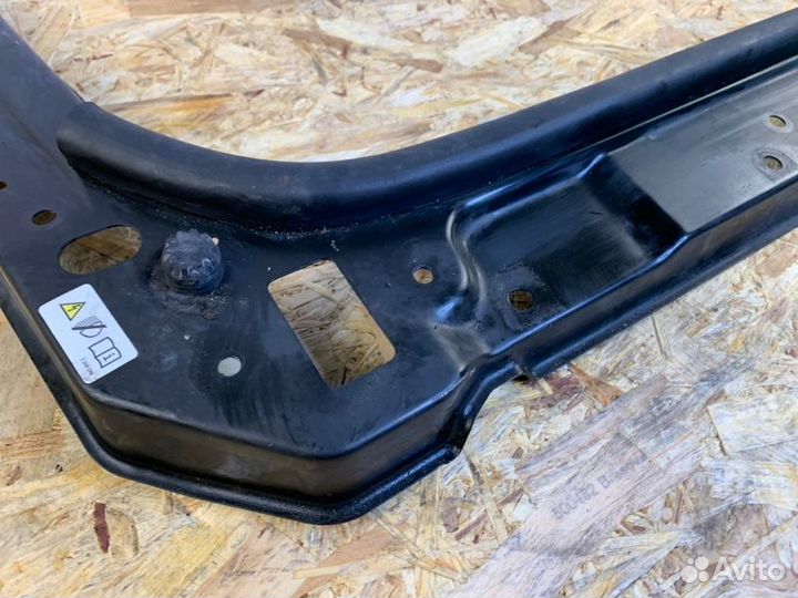 Планка телевизора Mini Countryman R60