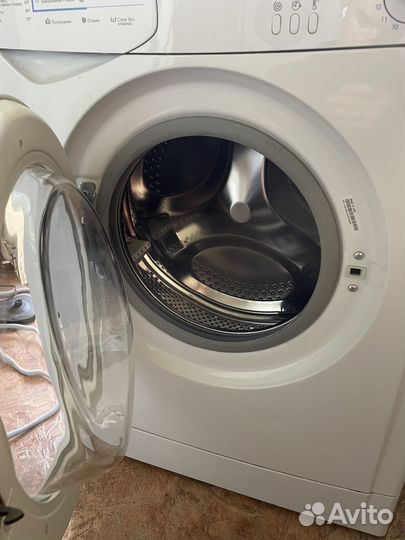 Стиральная машина indesit