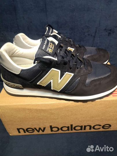 New Balance 670