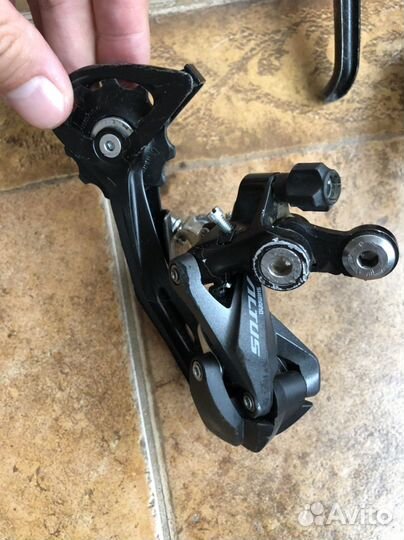 Тормоз и задний переключатель shimano