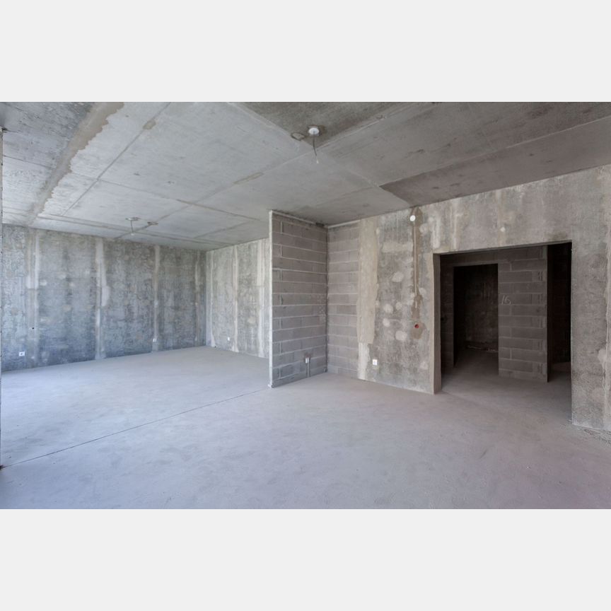 2-к. квартира, 97 м², 19/23 эт.