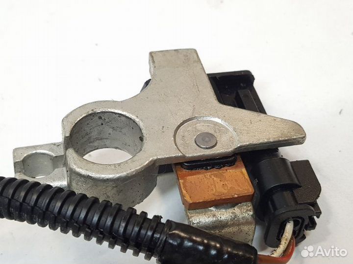 Клемма аккумулятора Ford Kuga 1.6 ecoboost 2013