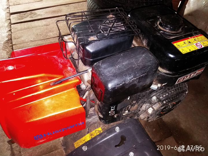 Мощный культиватор Husqvarna T560RS для требовател