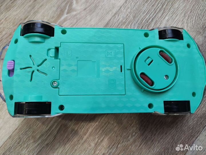 Музыкальный светящийся автомобиль