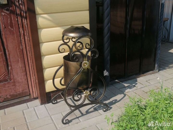 Урна из металла