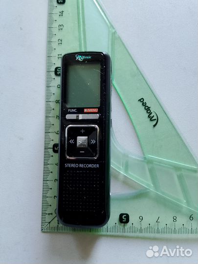 Цифровой мини диктофон Ritmix RR-700