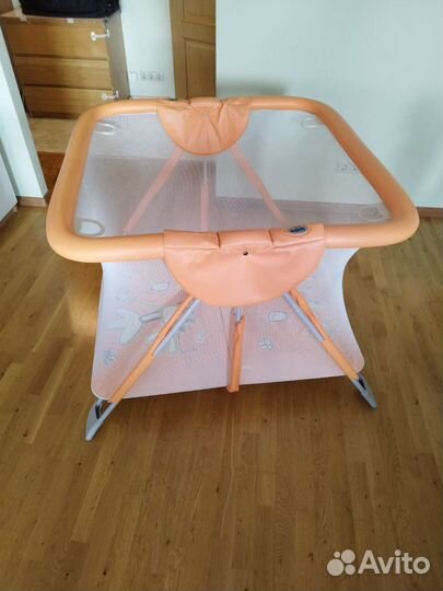 Манеж детский складной