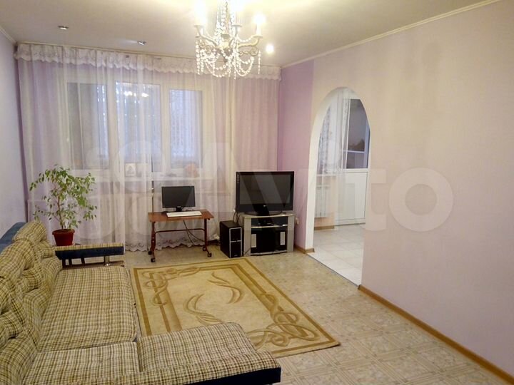 2-к. квартира, 71 м², 1/6 эт.