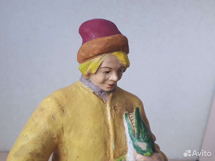 Статуэтка гипсовая СССР