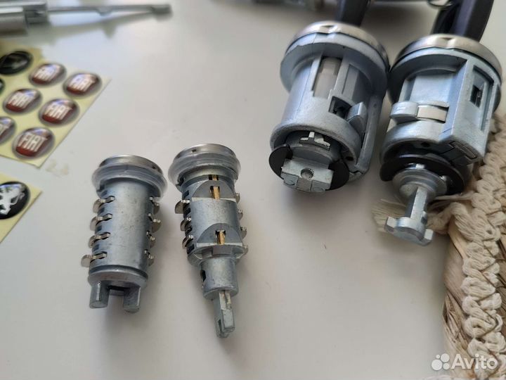 Личинка замка зажигания Citroen Peugeot Fiat