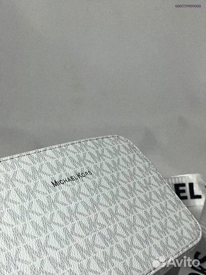 Женская сумка через плечо Michael Kors: must-have