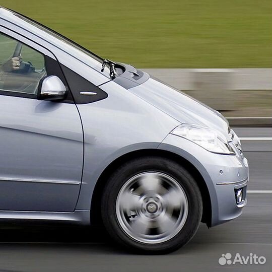 Крыло переднее правое в цвет Mercedes A-Class