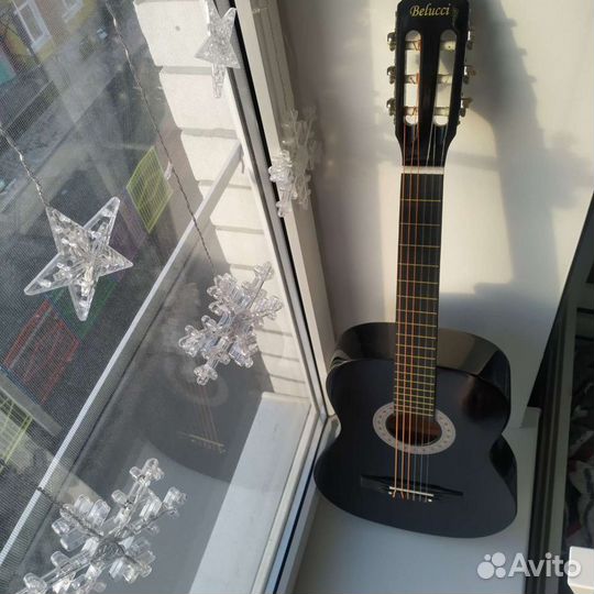 Гитара Новая