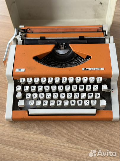 Печатные машинки Remington и Unis