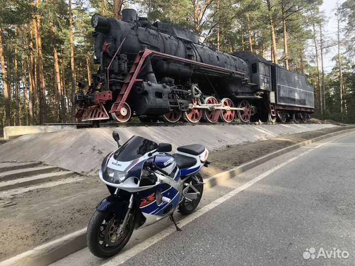 Suzuki gsxr-750