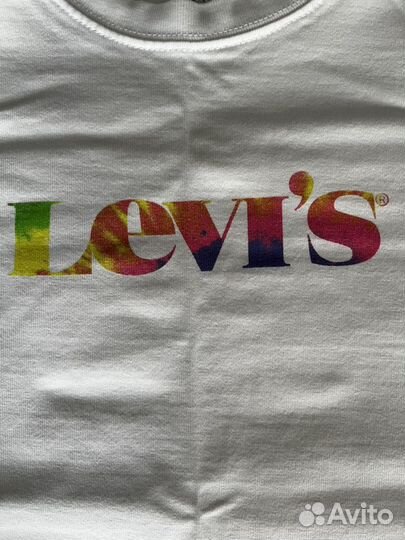 Футболка levis