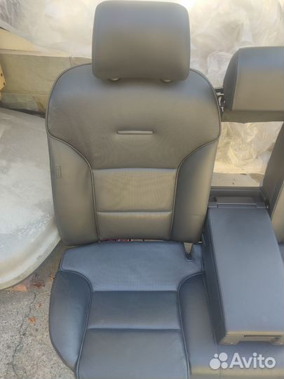 Заднее сиденье Audi A8 D3