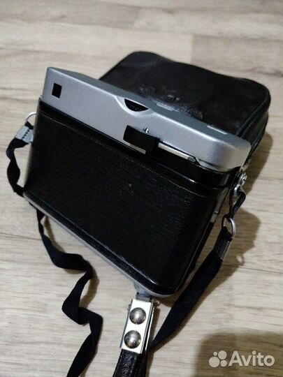 Плёночный фотоаппарат Чайка 2