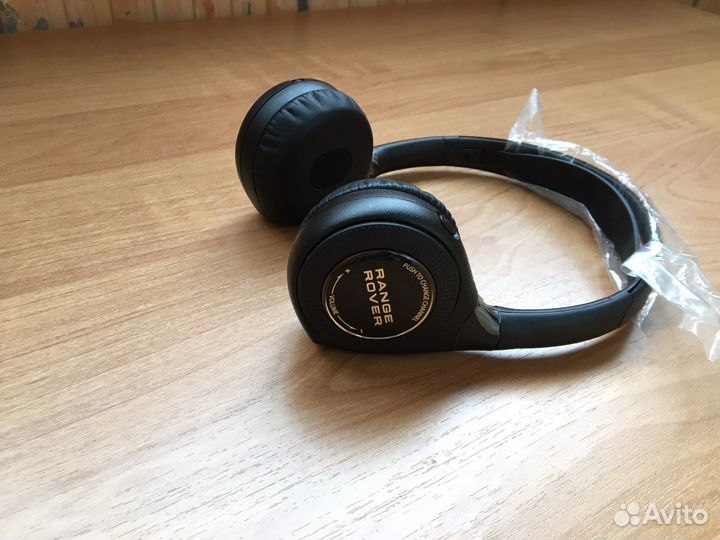 Новые беспроводные наушники для Range Rover