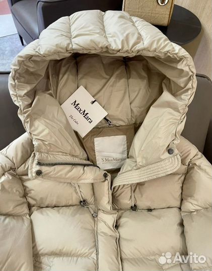 Пуховик Max Mara Premium бежевый