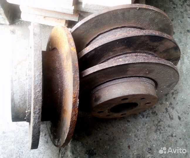 Диски тормозные Ваз 2108 2109 21099 2114 2115 2113
