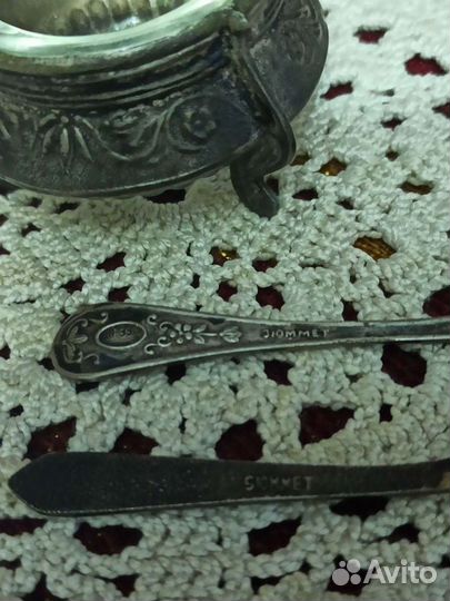 Солонка с ложечками из мельхиора