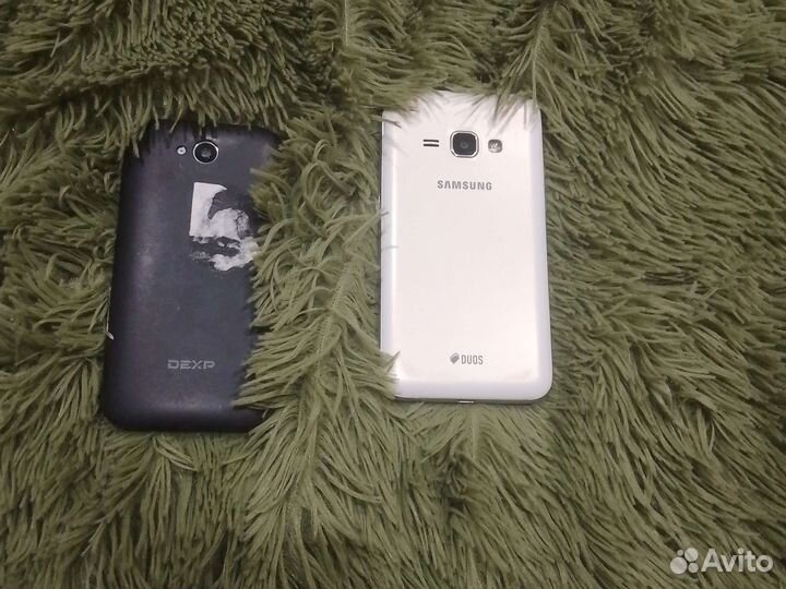 Телефон Samsung