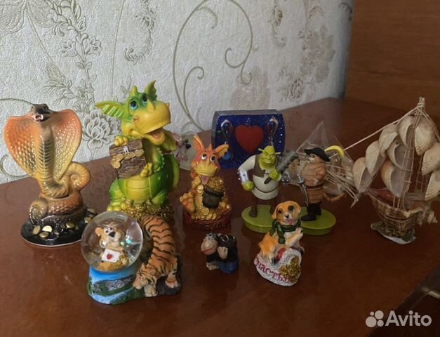 Сувениры разные