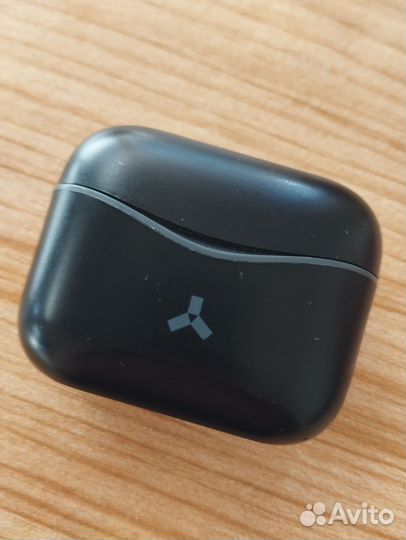 Продам наушники tornado tws