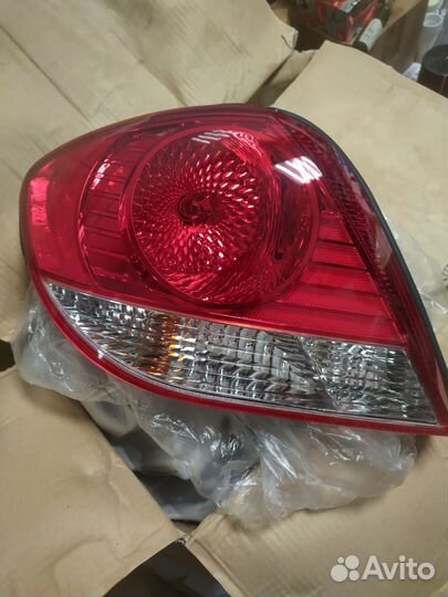 Hyundai Tiburon Coupe 2001-2006 фонарь левый новый