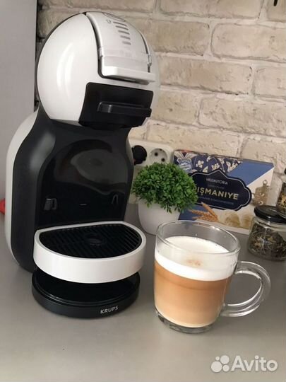 Капсульная кофемашина dolce gusto