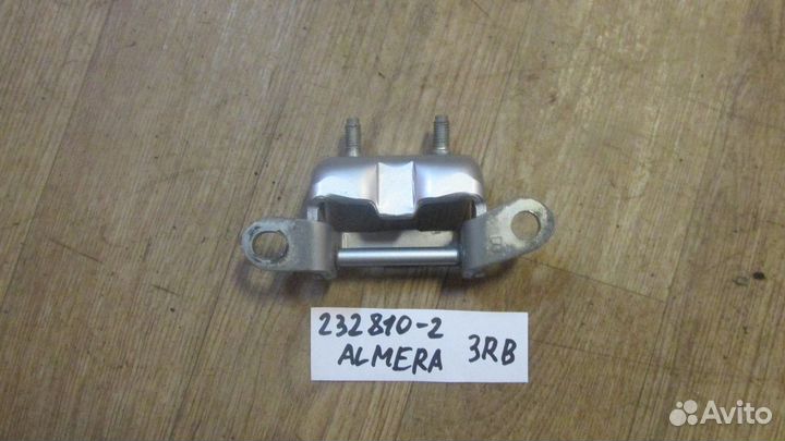 Петля двери задняя верхняя правая (Nissan Almera)