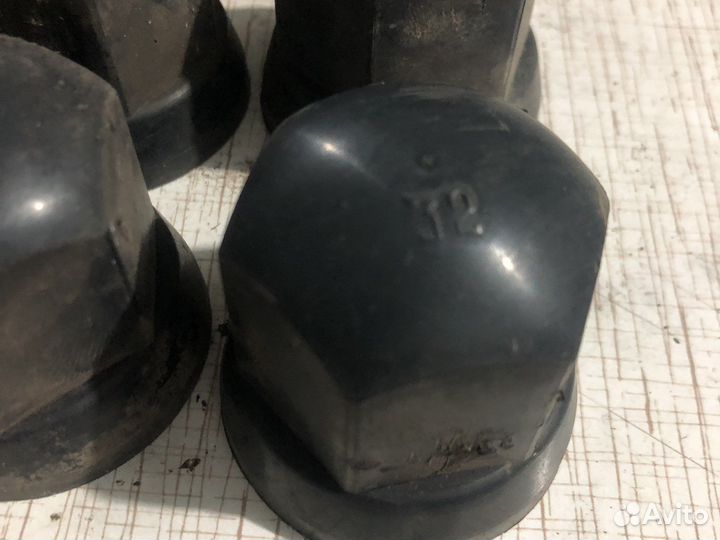 Колпачок колесной гайки