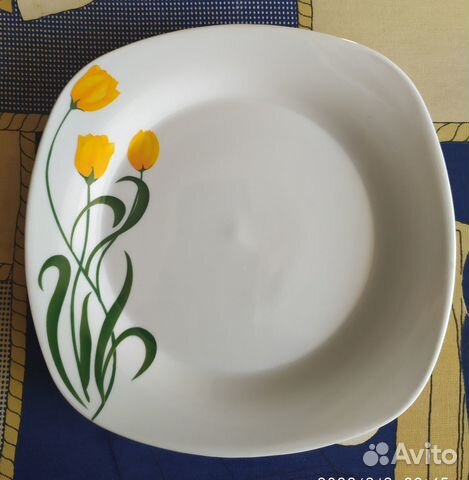 Тарелка сервировочная