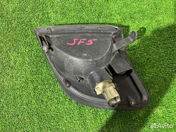 Поворотник передний правый Subaru Forester SF5 EJ