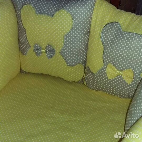 Бортики в кроватку