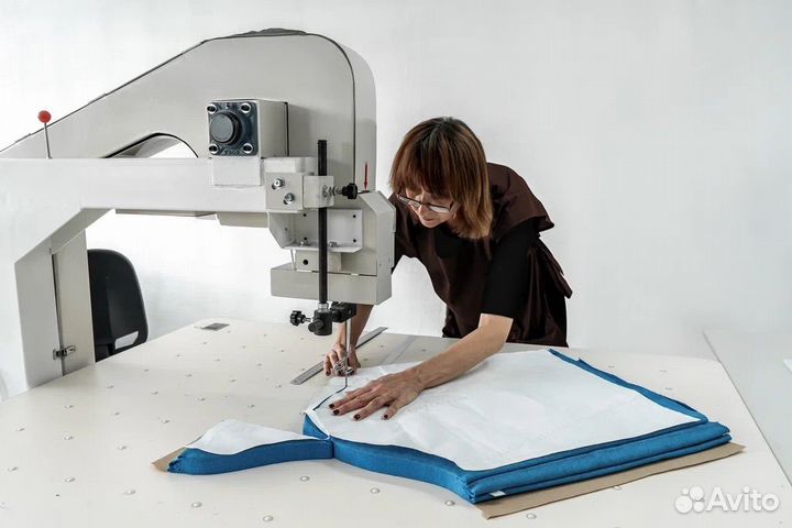 Раскрой ткани, пошив
