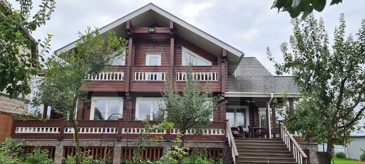 Дом 400 м² на участке 25 сот.