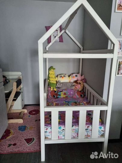 Детская кровать домик