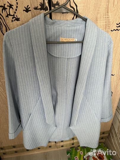 Костюм женский 44