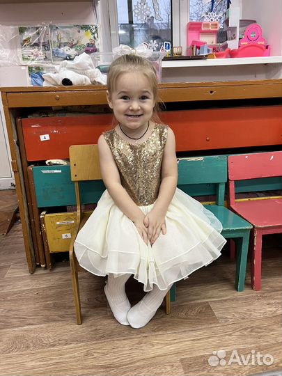 Платье для девочки 92-98