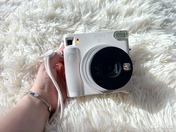 Фотоаппарат моментальной печати instax sq1