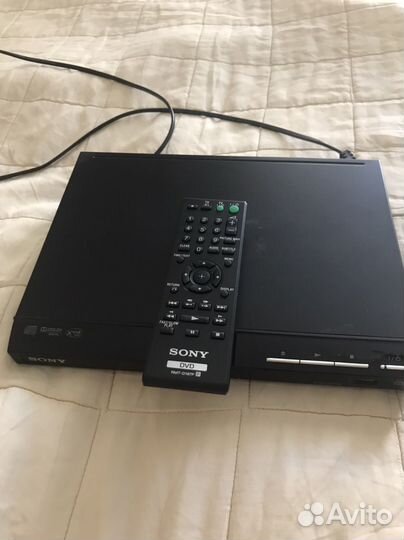 CD и DVD плеер Sony