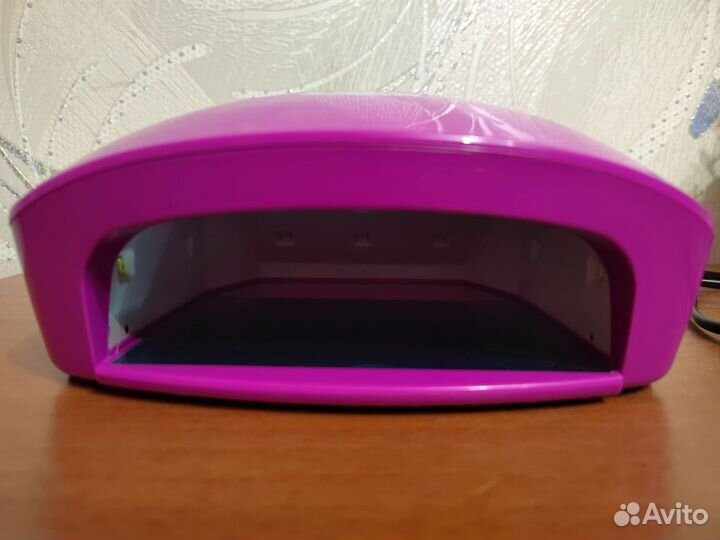 LED лампа для маникюра