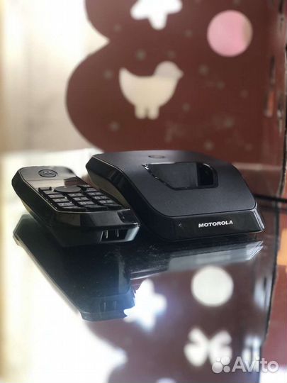 Радиотелефон motorola