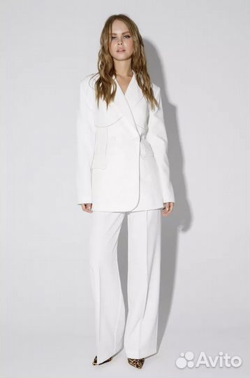Костюм брючный женский