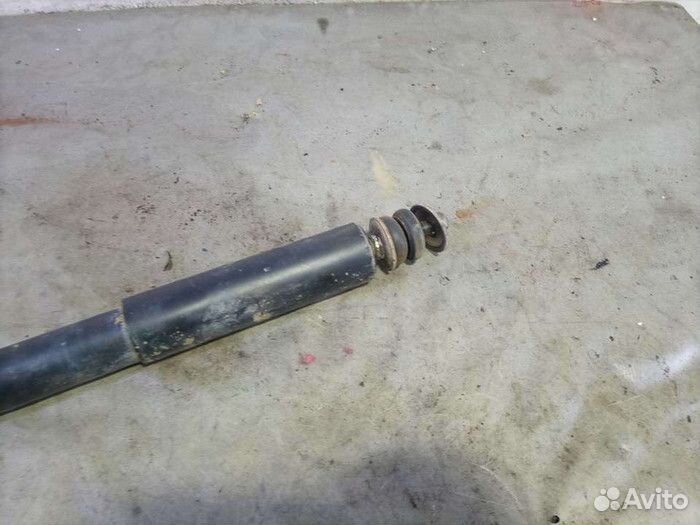 Амортизатор передний Nissan Patrol Y61 (1997—2004) 49788