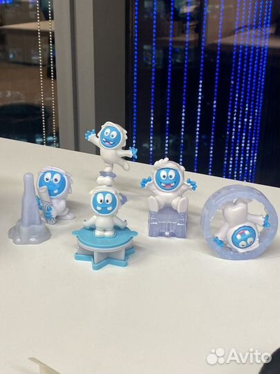 Фигурки Kinder сюрприз Maxi Йети Yeti